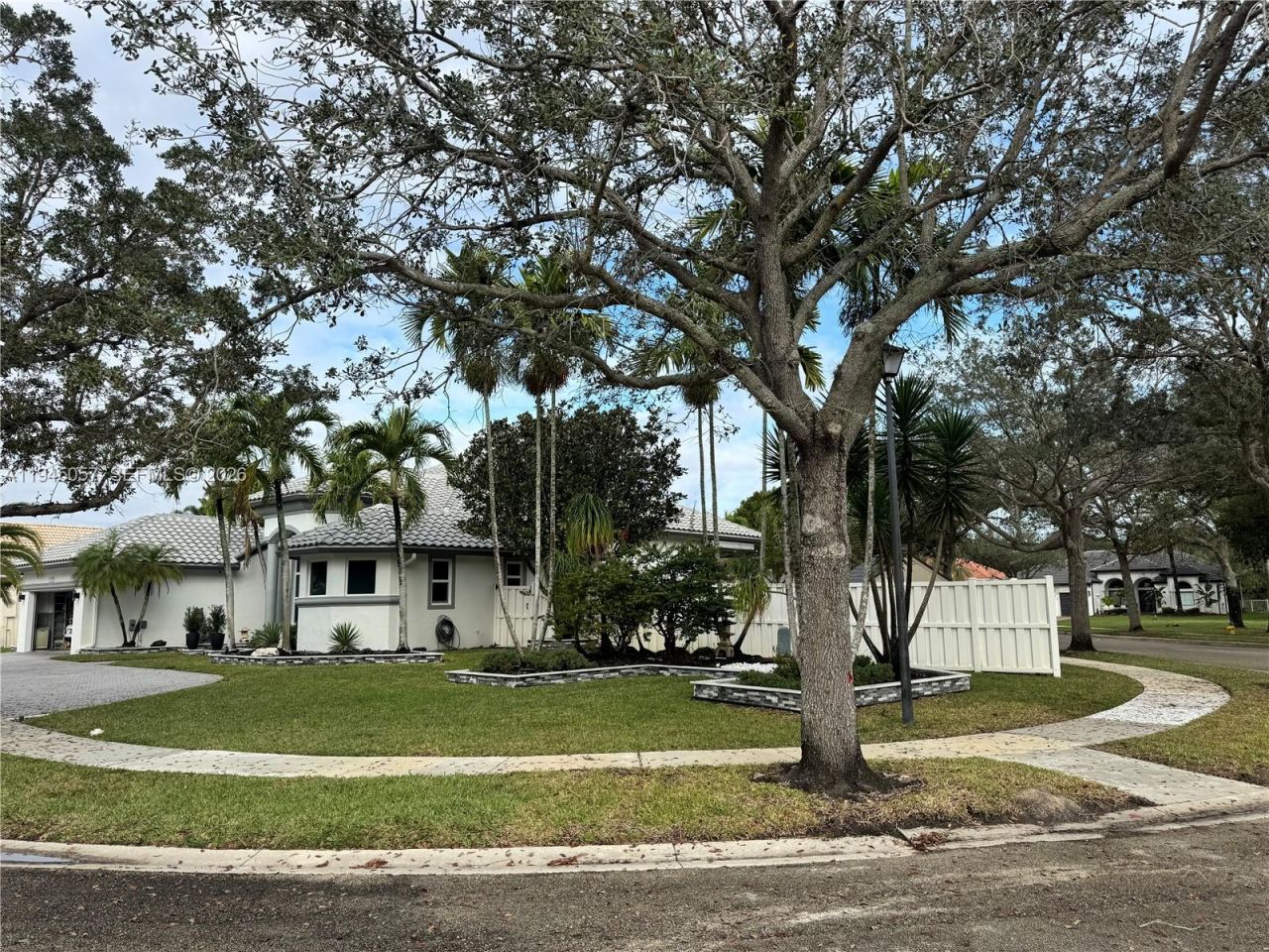 13707 NW 21st St , Pembroke Pines, FL 33028 Photo