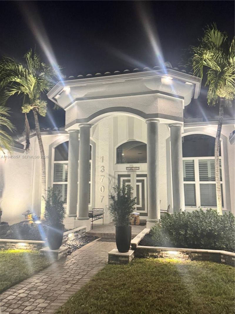 13707 NW 21st St , Pembroke Pines, FL 33028 Photo