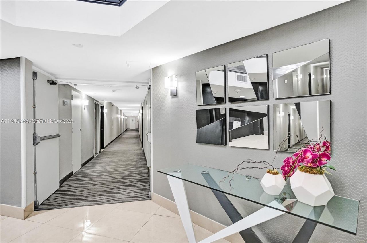 3300 NE 192nd St , Unit 301, Aventura, FL 33180 Photo