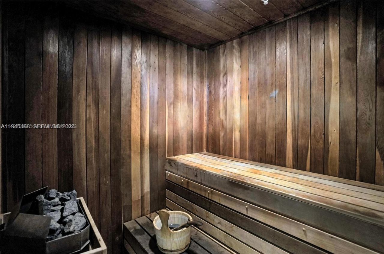 3300 NE 192nd St , Unit 301, Aventura, FL 33180 Photo