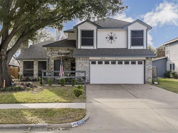 2813 White Oak Drive, Grand Prairie, TX 75052