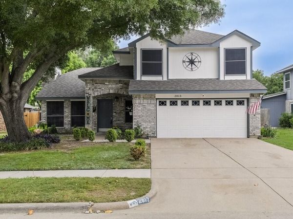 2813 White Oak Drive, Grand Prairie, TX 75052