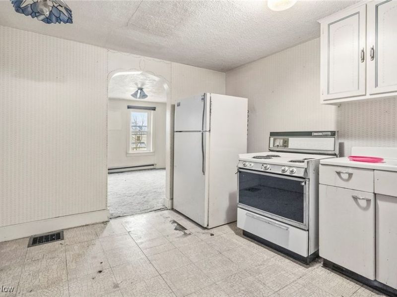 70 Park Avenue SE, Carrollton, OH 44615 Photo 14