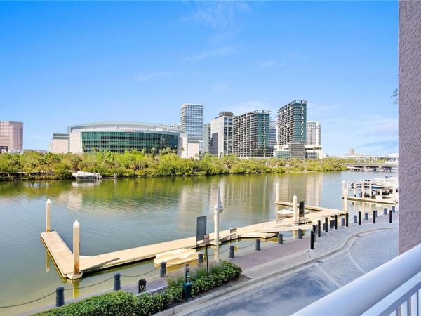 371 CHANNELSIDE WALK WAY, Unit 17, TAMPA, FL 33602
