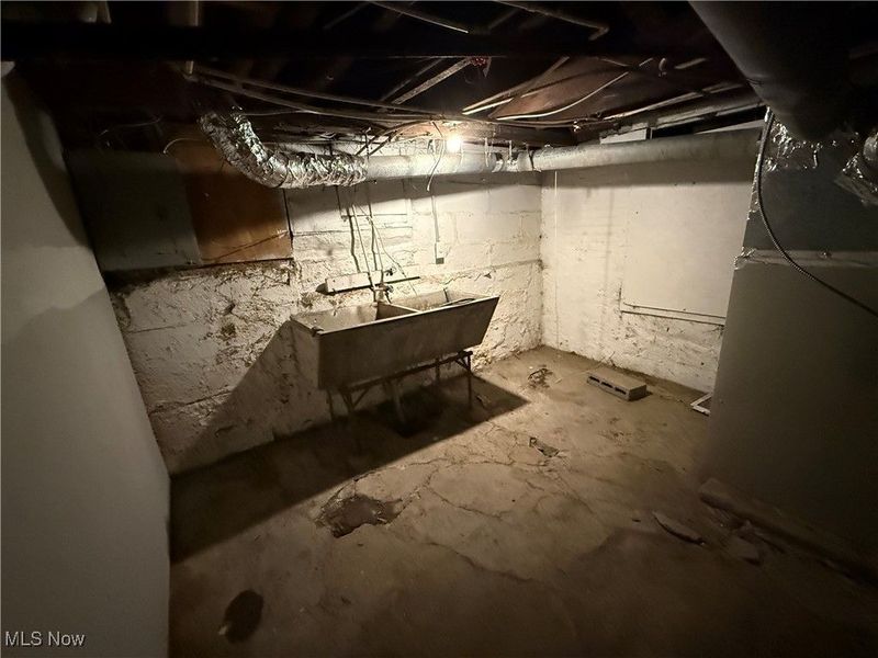 2113 W 104th Street, Cleveland, OH 44102 Photo 24