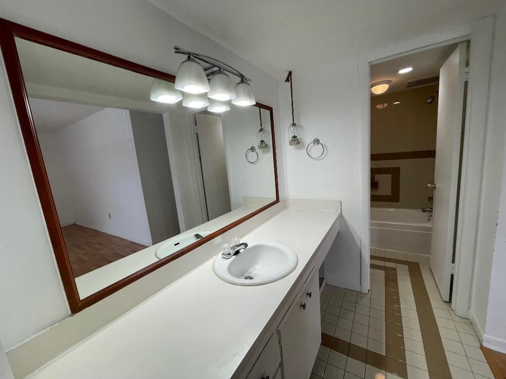 10762 La Placida Drive, Unit 7-108, Coral Springs, FL 33065 Photo