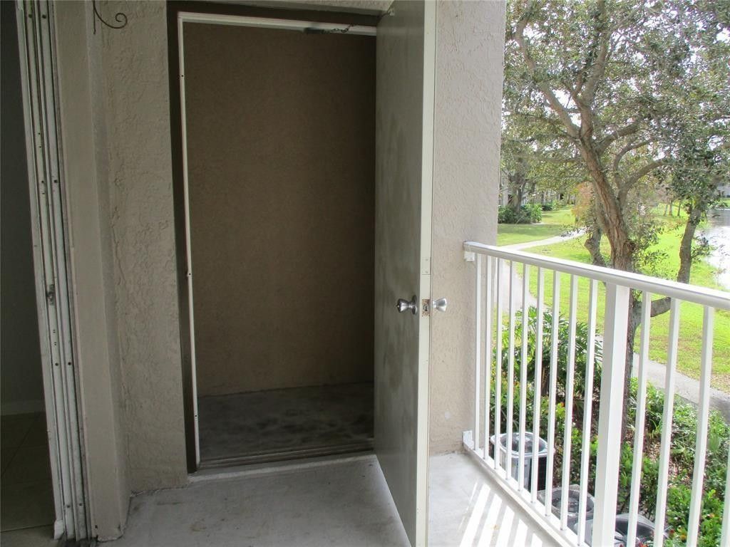 5045 Wiles Road, Unit 206, Coconut Creek, FL 33073 Photo