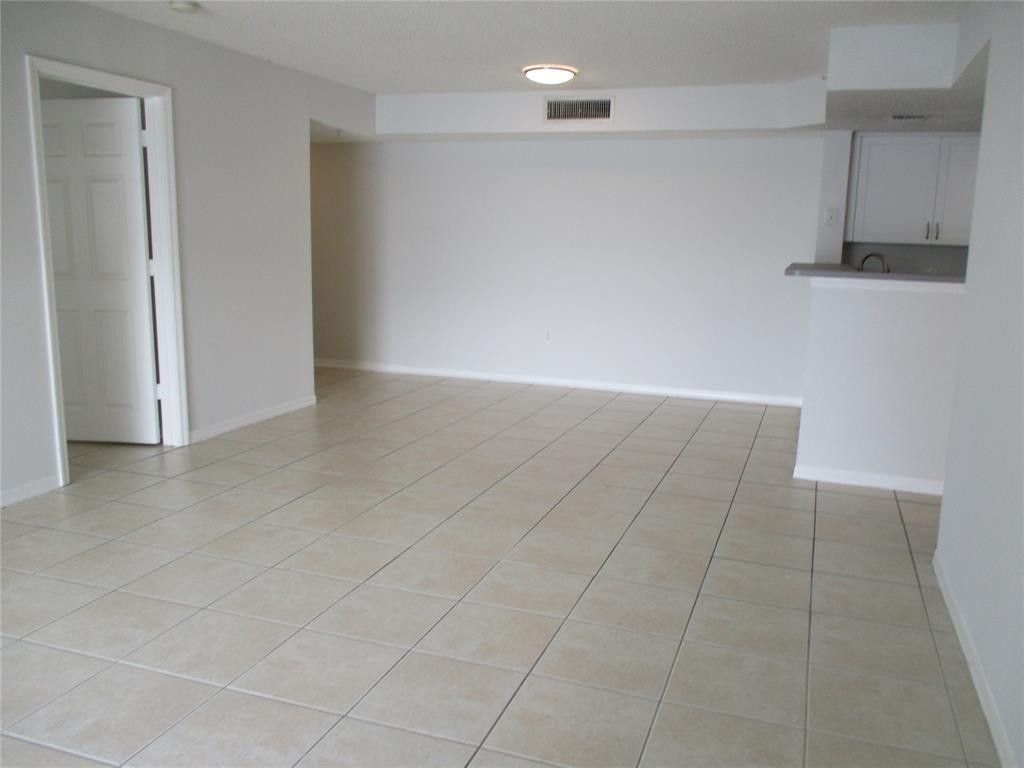 5045 Wiles Road, Unit 206, Coconut Creek, FL 33073 Photo