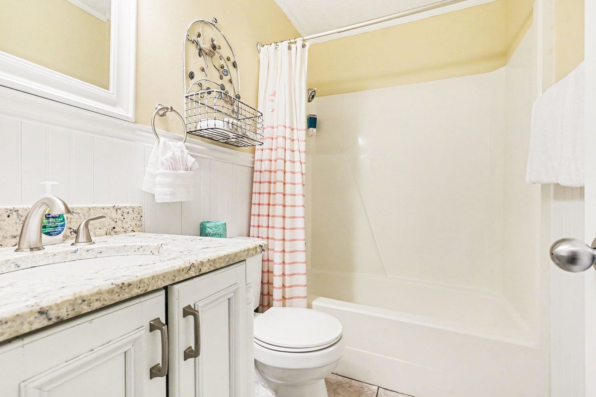 401 Hillside Dr. N Photo 15