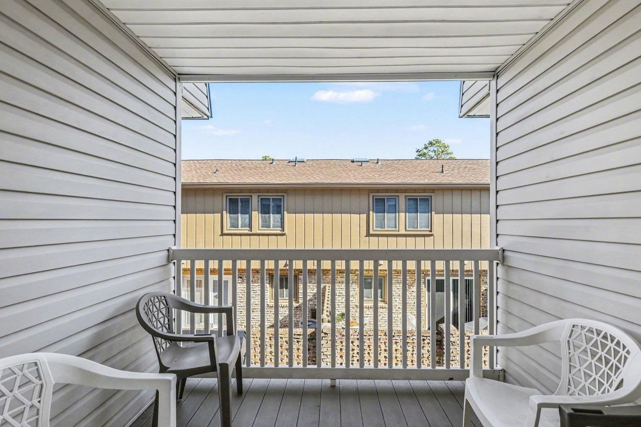 401 Hillside Dr. N Photo 21