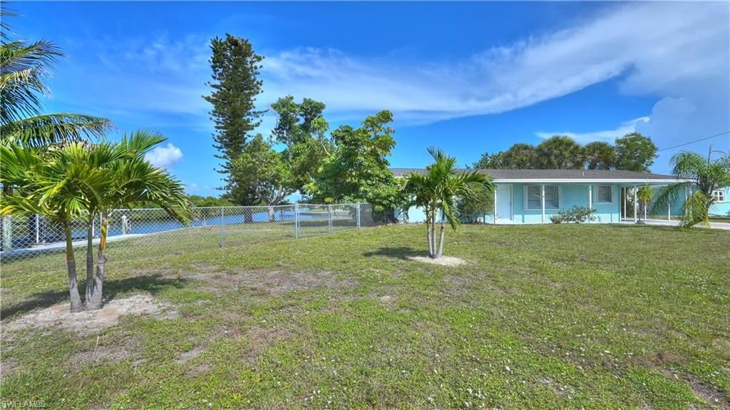 12055 Matlacha Blvd, Matlacha Isles, FL 33991 Photo