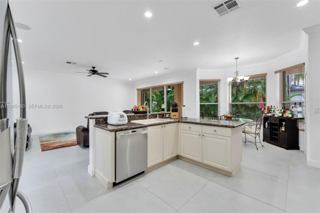 17492 SW 35th St, Miramar, FL 33029 Photo