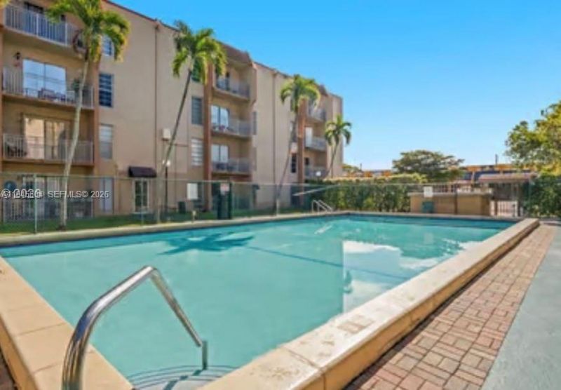 4841 NW 7th St , Unit 203-4, Miami, FL 33126 Photo