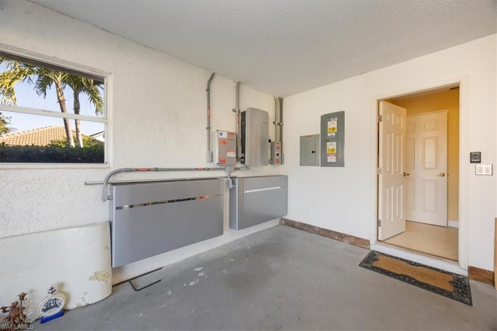 4198 Royal Wood Blvd, Naples, FL 34112 Photo