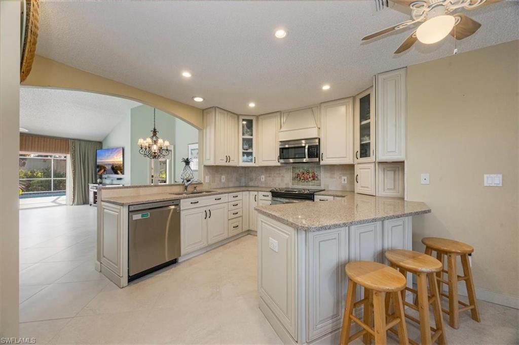 4198 Royal Wood Blvd, Naples, FL 34112 Photo