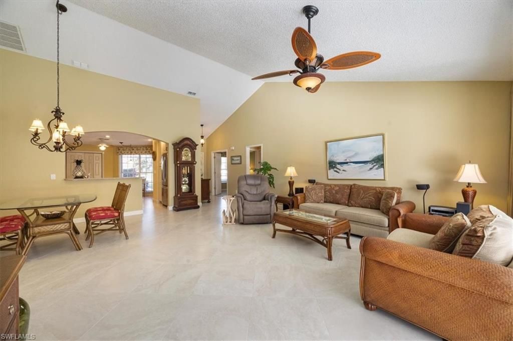 4198 Royal Wood Blvd, Naples, FL 34112 Photo