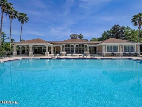 10550 BAYMEADOWS Road, Unit 323, Jacksonville, FL 32256
