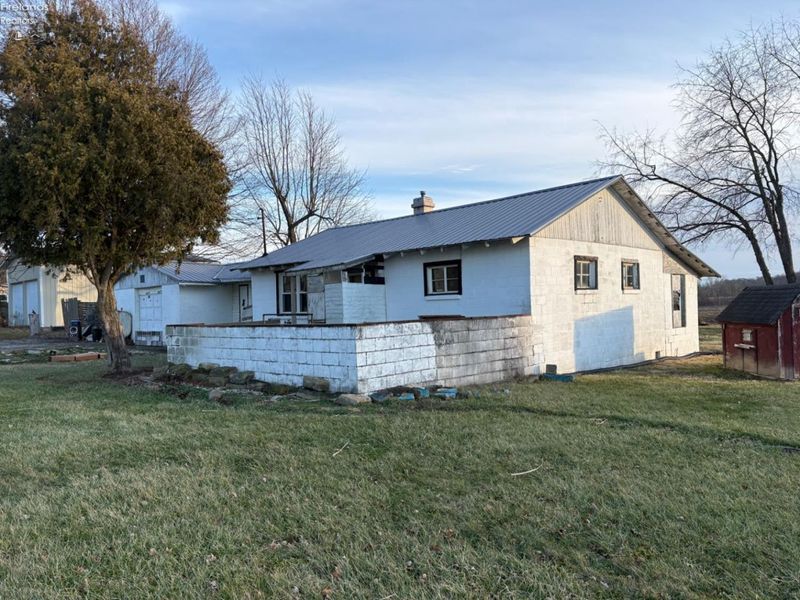 229 W Main Street, North Fairfield, OH 44855 Photo 4