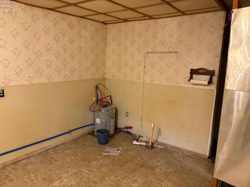 229 W Main Street, North Fairfield, OH 44855 Photo 7