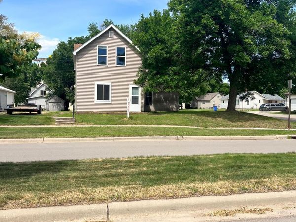310 6th Street, Dawson, MN 56232