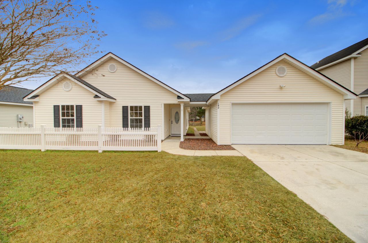 142 Moon Dance Lane Photo 1