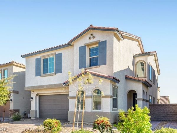 8136 Skye Plum Street, Las Vegas, NV 89166