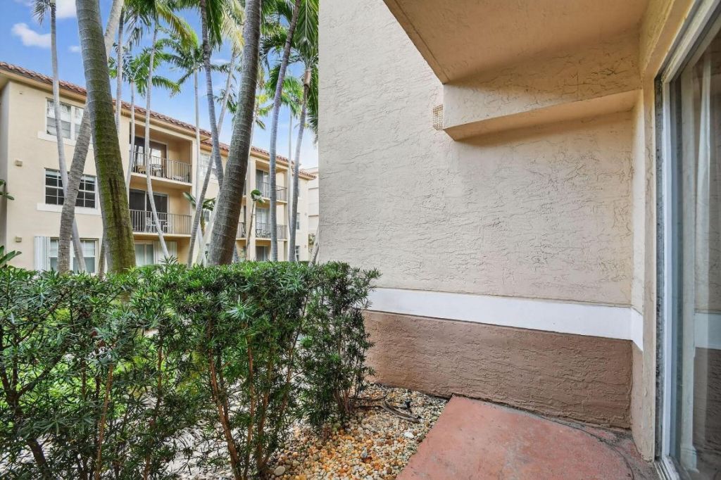 1805 N Flagler Drive, Unit 115, West Palm Beach, FL 33407 Photo