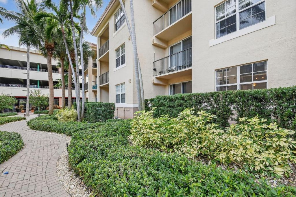 1805 N Flagler Drive, Unit 115, West Palm Beach, FL 33407 Photo