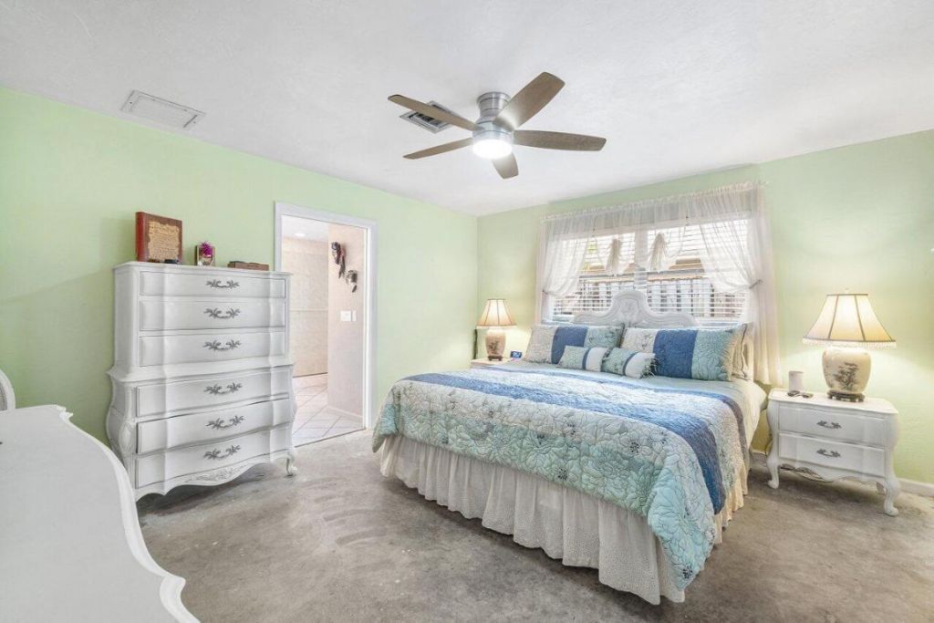 1220 SW 25th Place, Boynton Beach, FL 33426 Photo