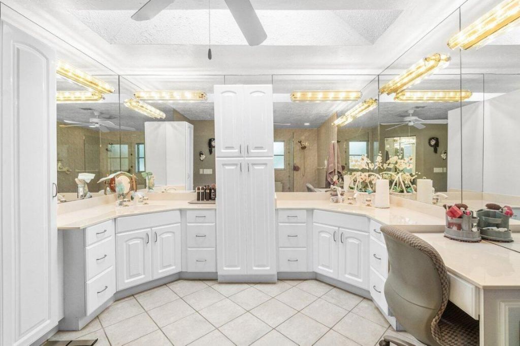 1220 SW 25th Place, Boynton Beach, FL 33426 Photo