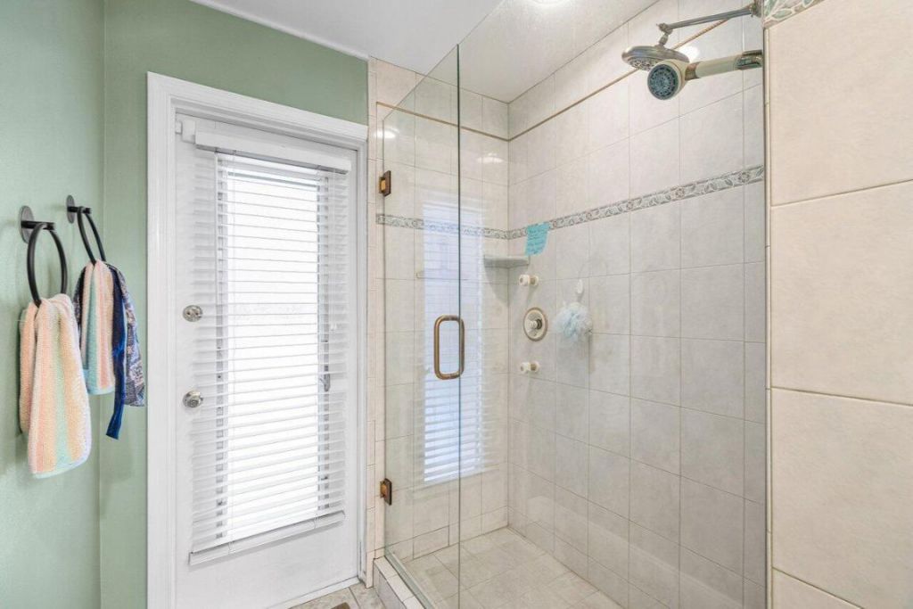 1220 SW 25th Place, Boynton Beach, FL 33426 Photo