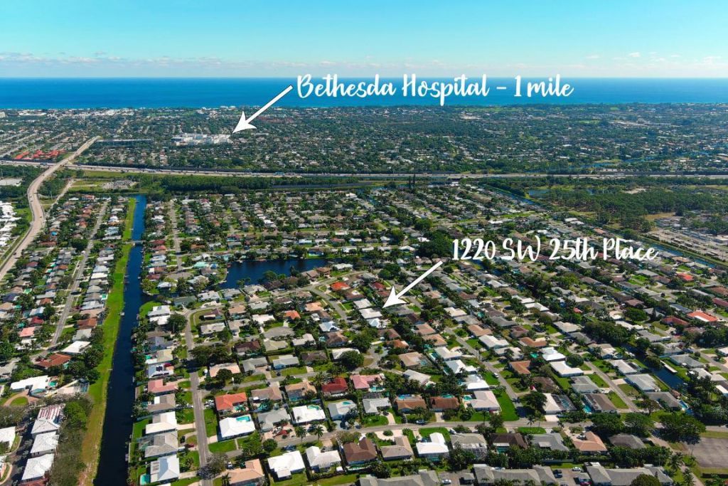 1220 SW 25th Place, Boynton Beach, FL 33426 Photo