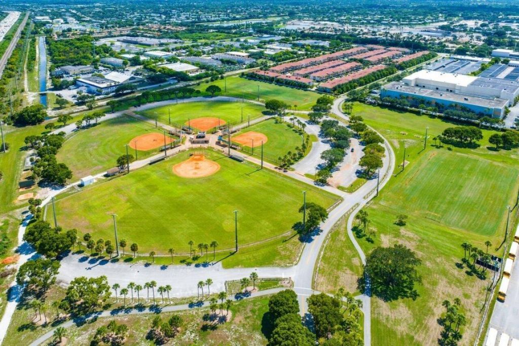 1220 SW 25th Place, Boynton Beach, FL 33426 Photo