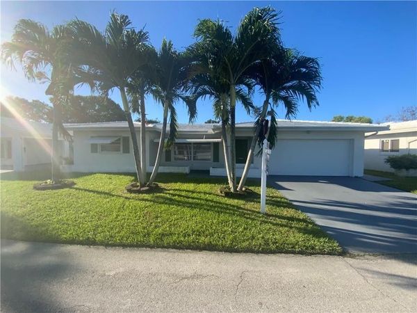 7104 NW 70th Street, Tamarac, FL 33321