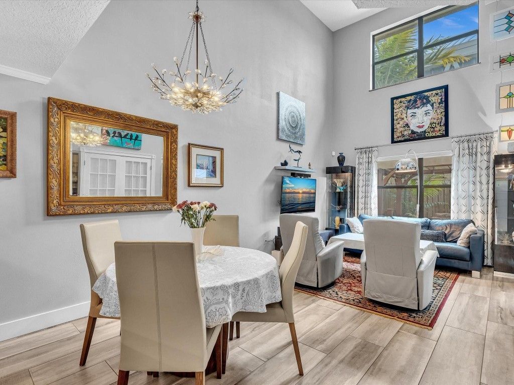 240 City View Drive, Unit 240, Fort Lauderdale, FL 33311 Photo