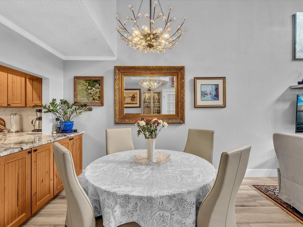 240 City View Drive, Unit 240, Fort Lauderdale, FL 33311 Photo