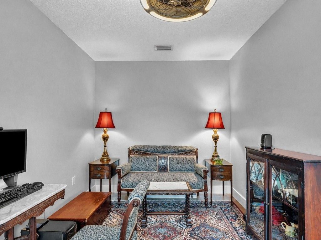 240 City View Drive, Unit 240, Fort Lauderdale, FL 33311 Photo