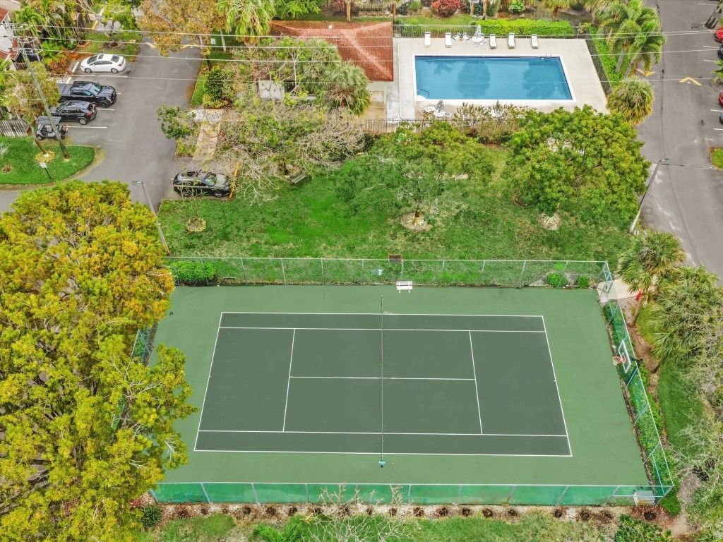 240 City View Drive, Unit 240, Fort Lauderdale, FL 33311 Photo