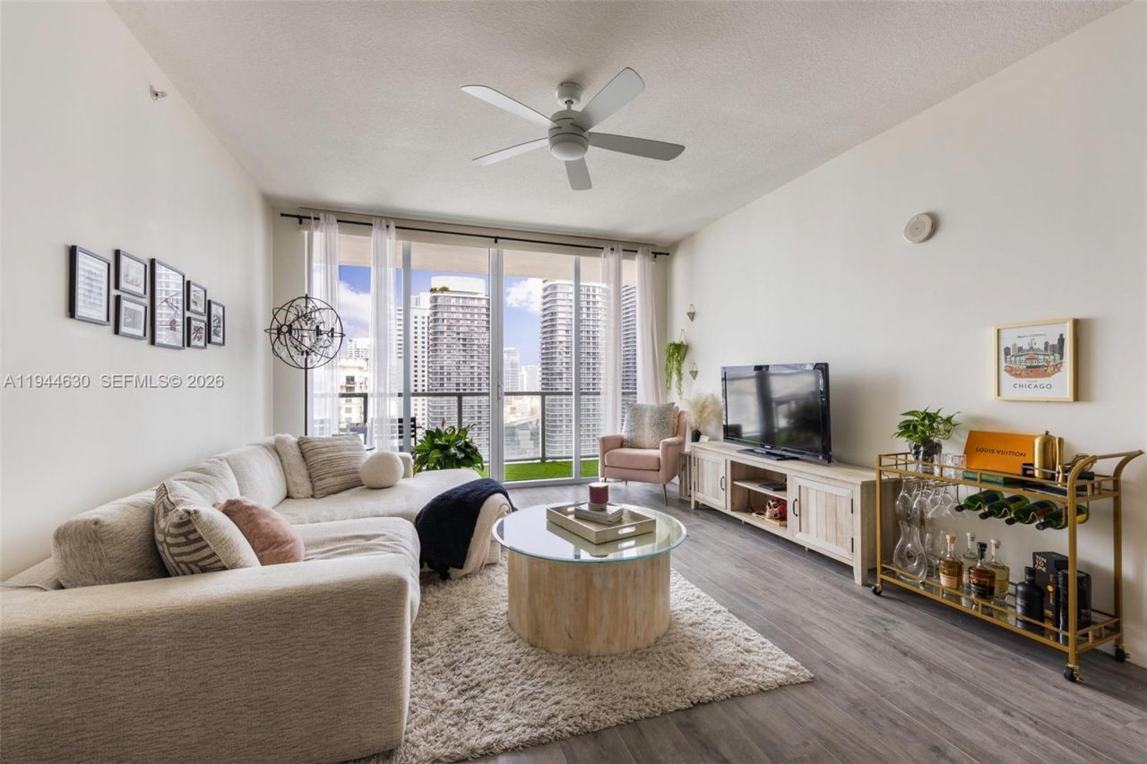 1111 SW 1st Ave, Unit 3723-N, Miami, FL 33130 Photo