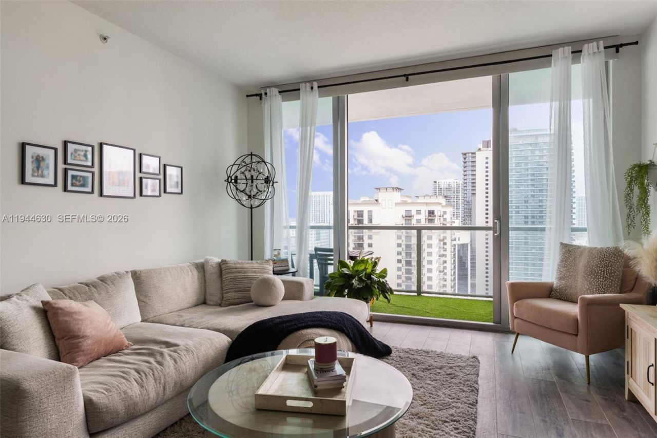 1111 SW 1st Ave, Unit 3723-N, Miami, FL 33130 Photo