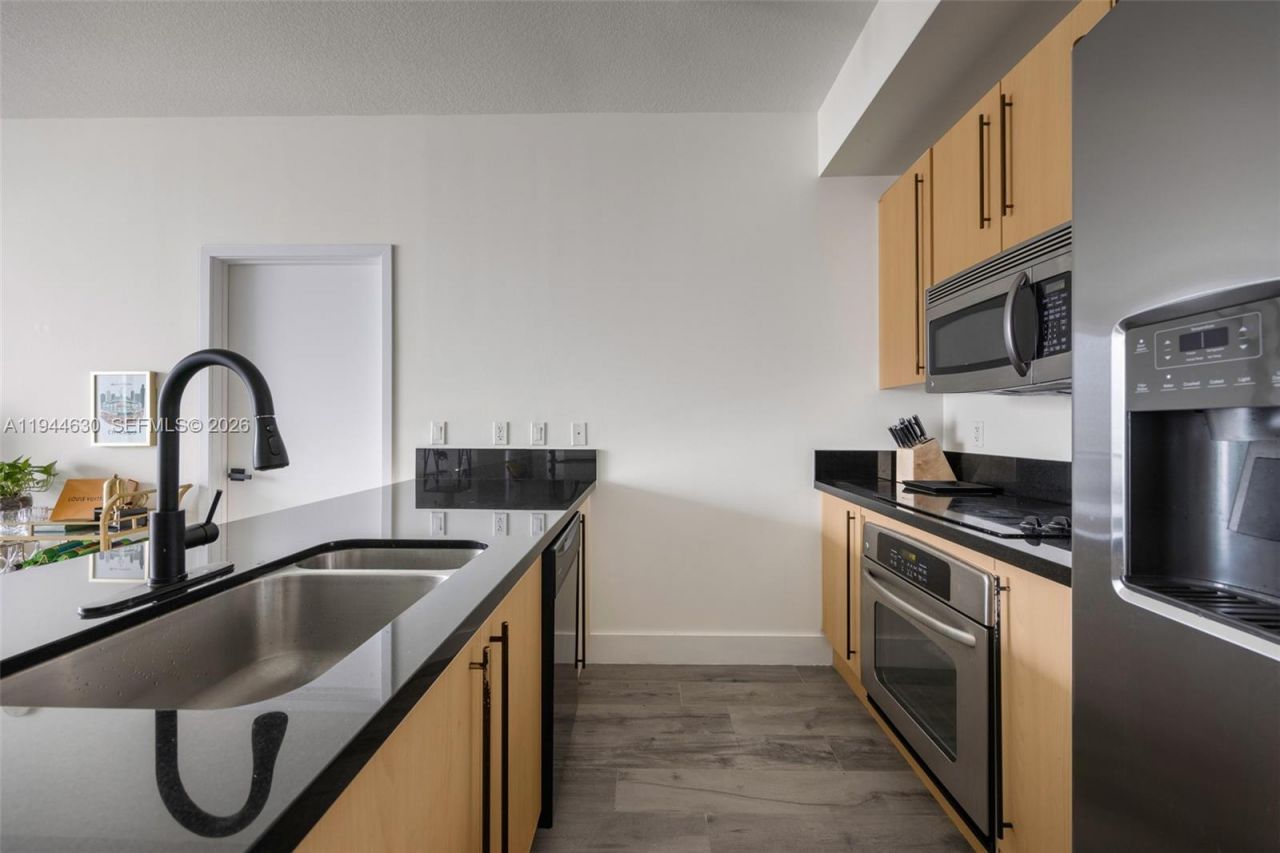 1111 SW 1st Ave, Unit 3723-N, Miami, FL 33130 Photo