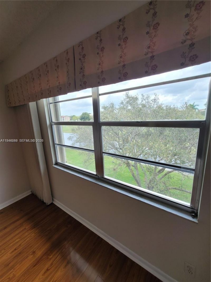 901 SW 128th Ter, Unit 410A, Pembroke Pines, FL 33027 Photo