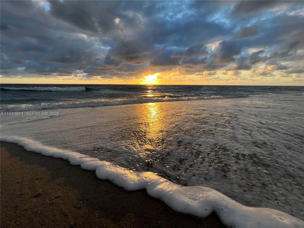 125 Ocean Ave , Unit 202, Palm Beach Shores, FL 33404 Photo