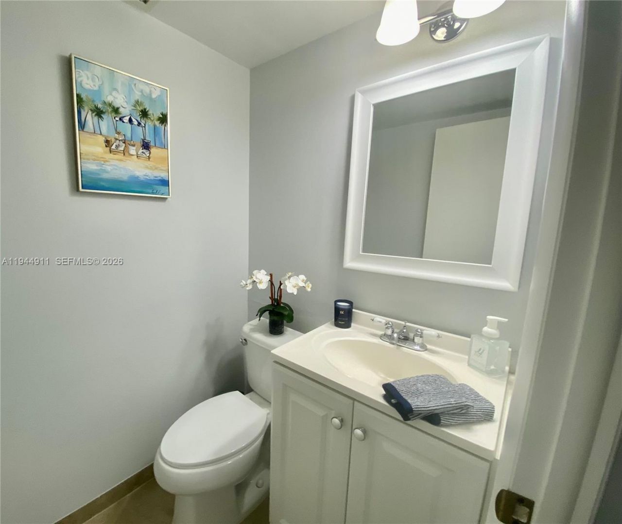 125 Ocean Ave , Unit 202, Palm Beach Shores, FL 33404 Photo