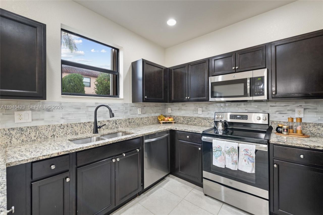 3777 SE 3rd St, Homestead, FL 33033 Photo