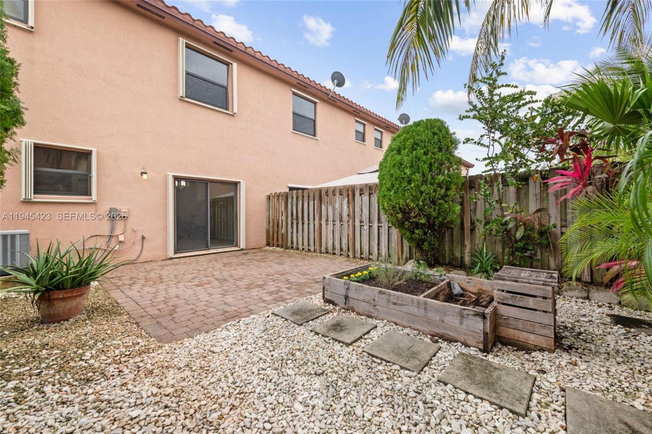 3777 SE 3rd St, Homestead, FL 33033 Photo