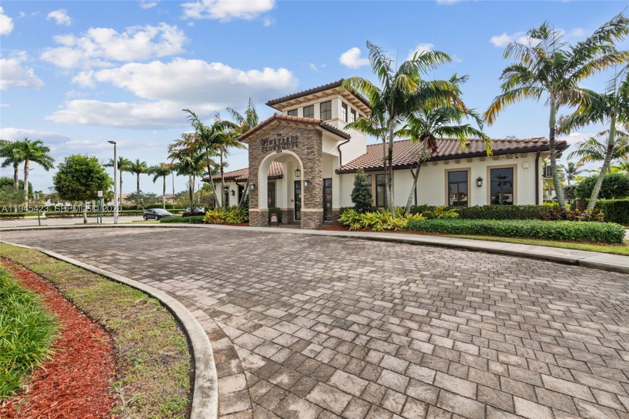 3777 SE 3rd St, Homestead, FL 33033 Photo