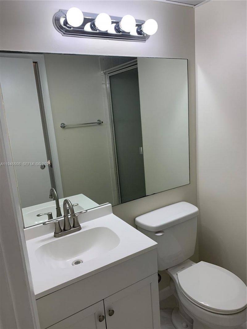 9273 SW 8th St, Unit 411, Boca Raton, FL 33428 Photo