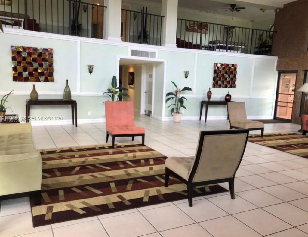 9273 SW 8th St, Unit 411, Boca Raton, FL 33428 Photo