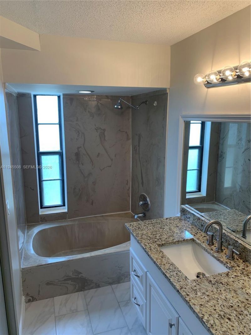 9273 SW 8th St, Unit 411, Boca Raton, FL 33428 Photo